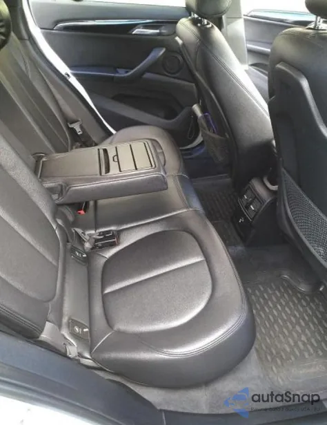 2016 BMW X1 xDrive28I из США, поврежденный, VIN WBXHT3C3XGP880243